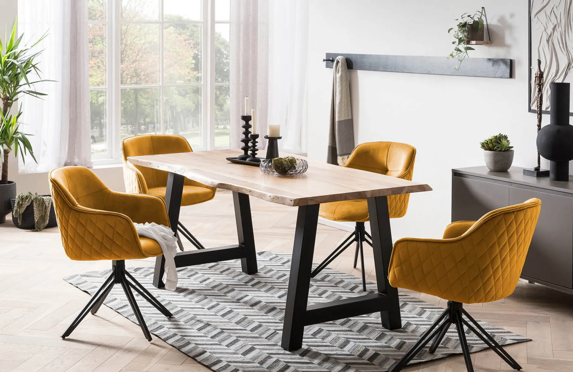 Armstoel Adele^Huisenthuis Hot