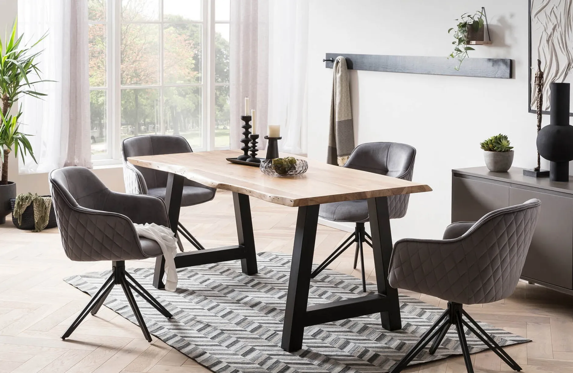 Armstoel Adele^Huisenthuis Clearance