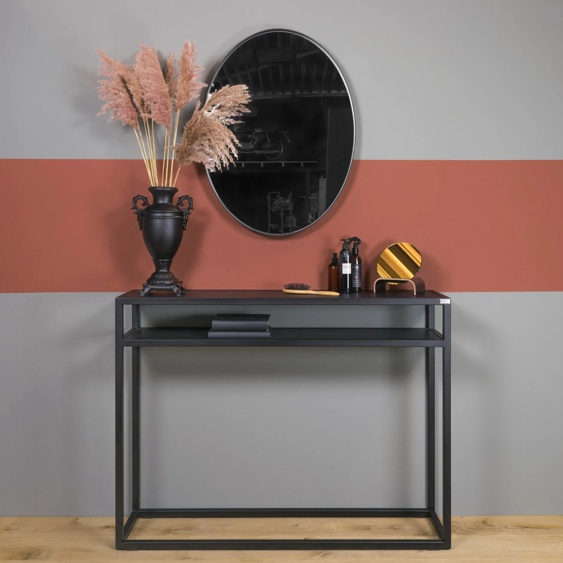 Sidetable Nairobi^Huisenthuis