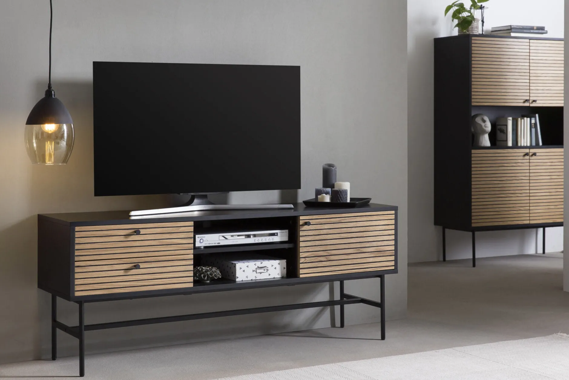 TV-meubel Eiken-Zwart^Huisenthuis